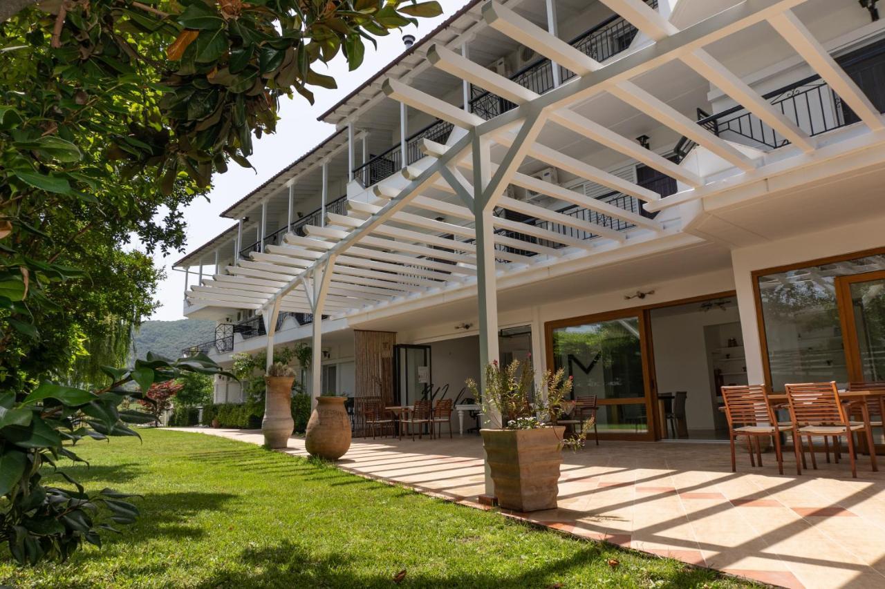 Milies Apartments Ставрос Екстериор снимка