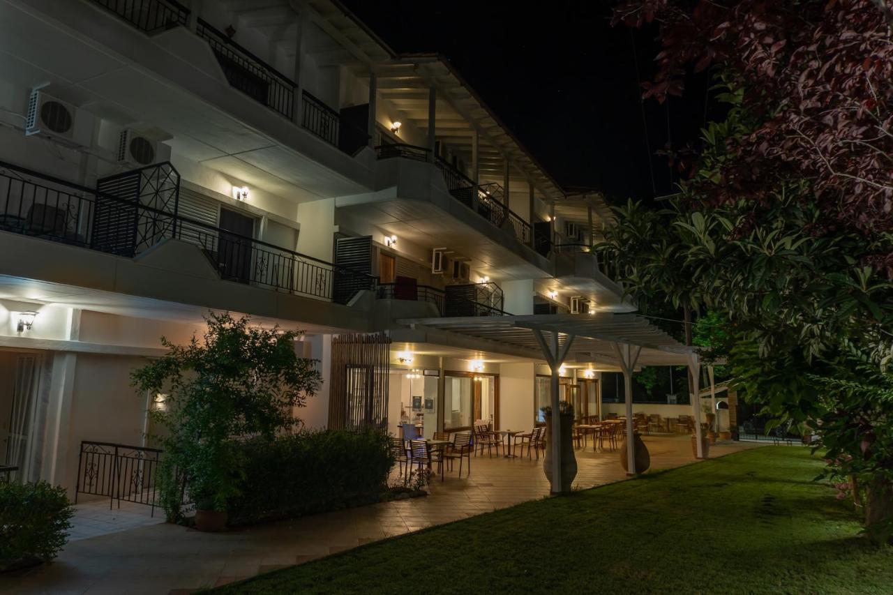 Milies Apartments Ставрос Екстериор снимка