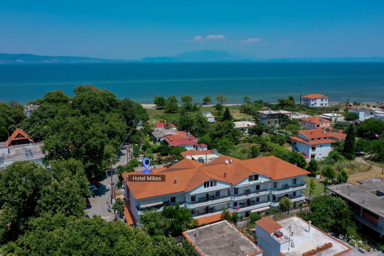Milies Apartments Ставрос Екстериор снимка