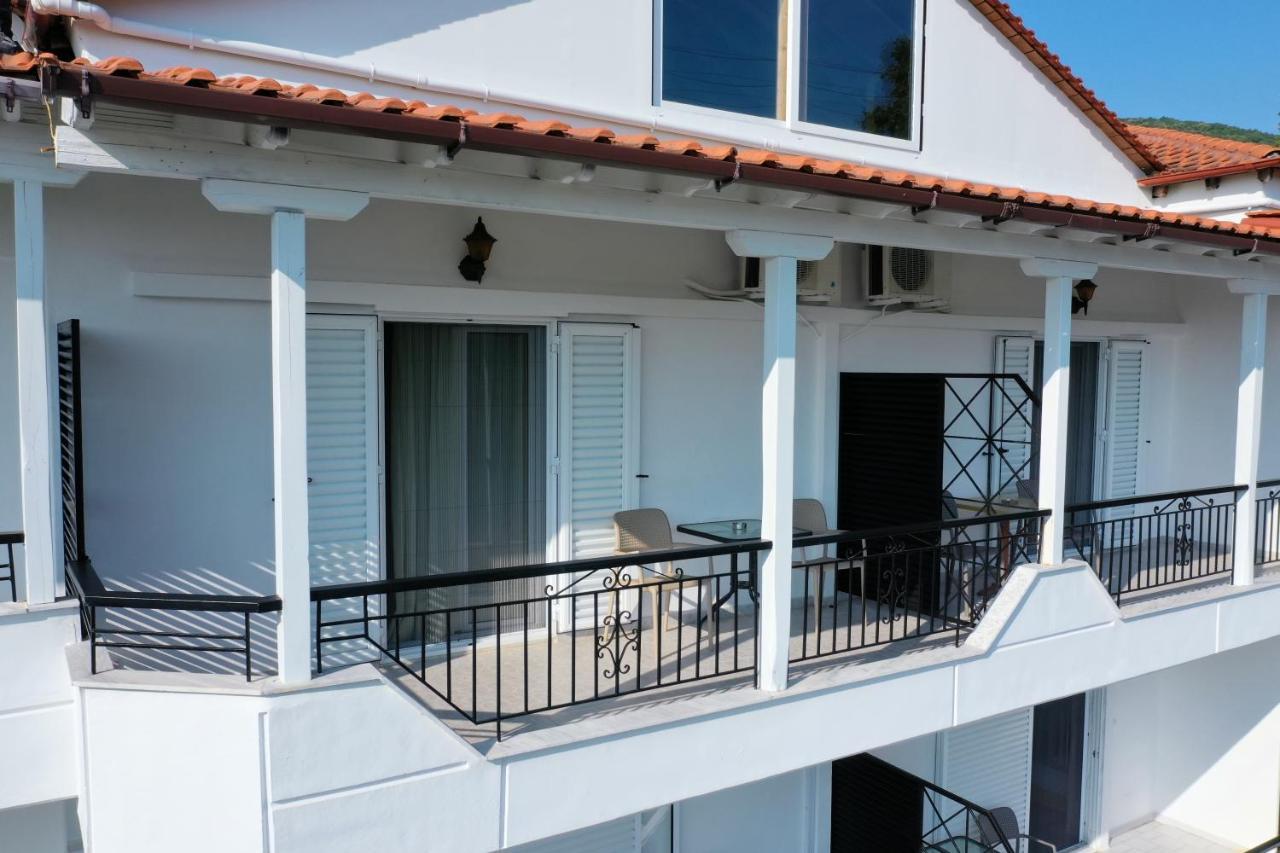 Milies Apartments Ставрос Екстериор снимка