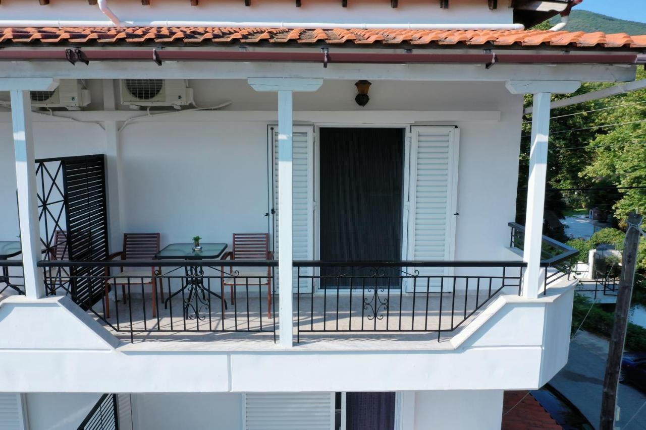Milies Apartments Ставрос Екстериор снимка