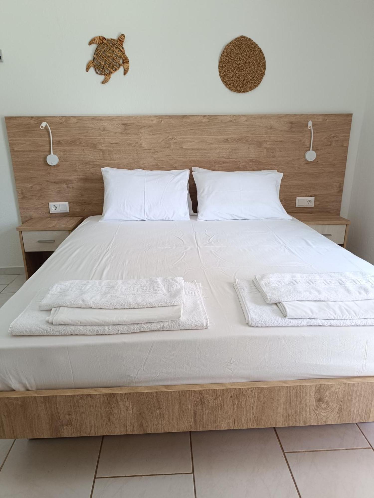 Milies Apartments Ставрос Екстериор снимка