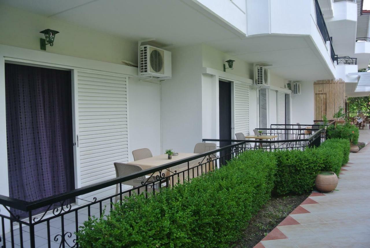 Milies Apartments Ставрос Екстериор снимка
