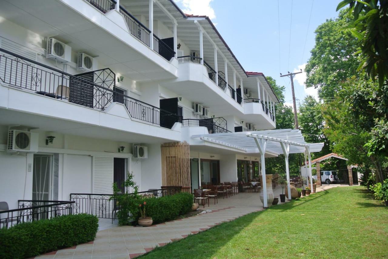 Milies Apartments Ставрос Екстериор снимка