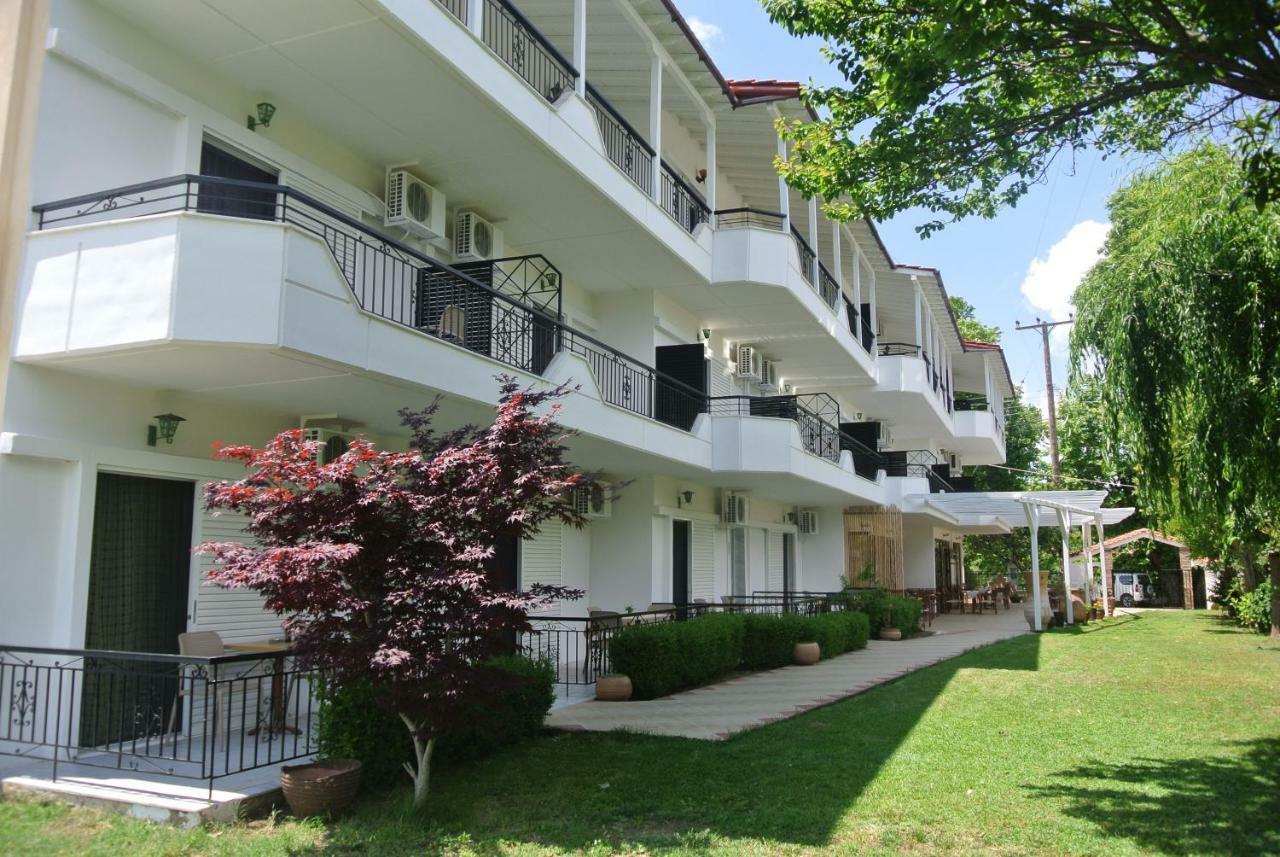 Milies Apartments Ставрос Екстериор снимка