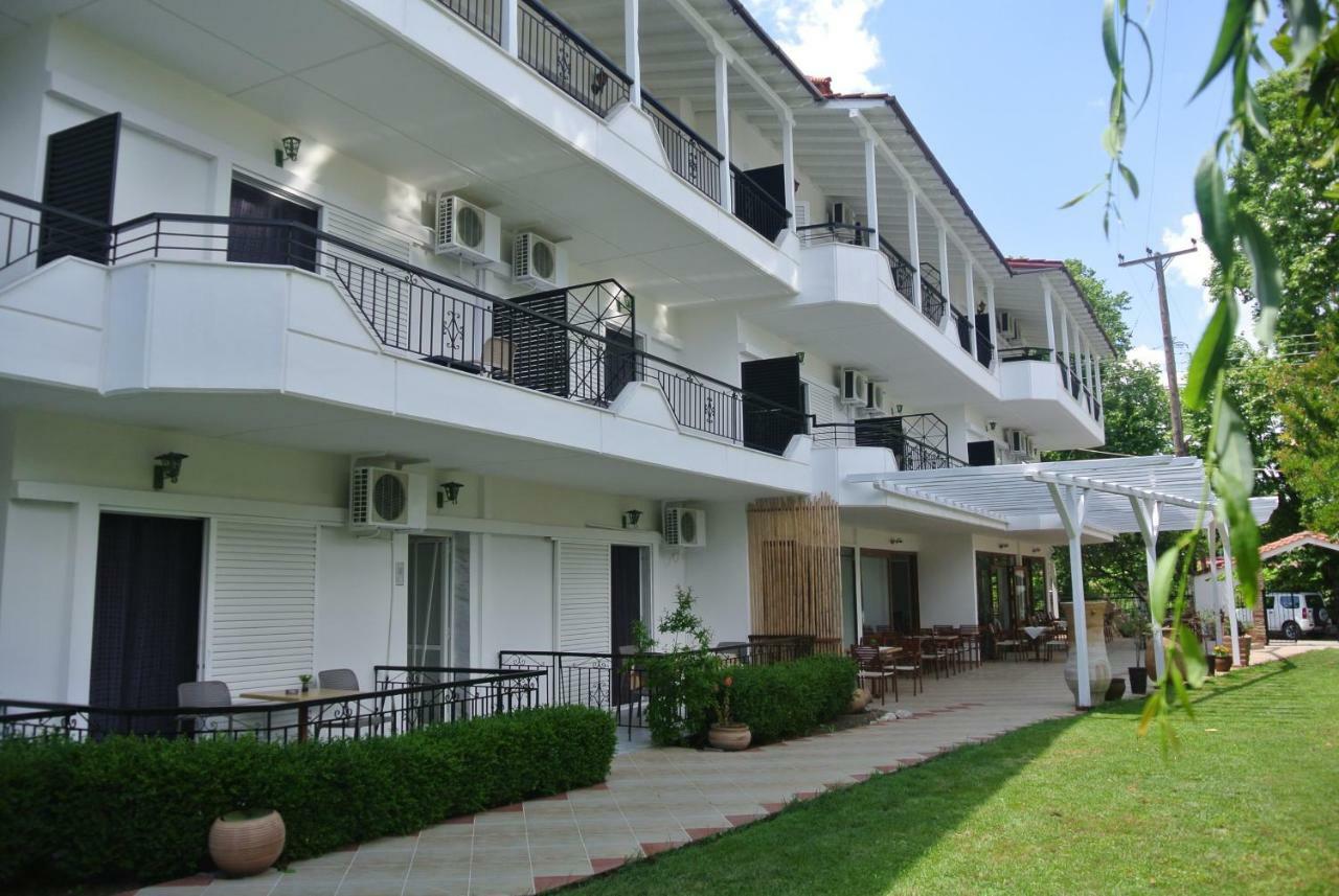 Milies Apartments Ставрос Екстериор снимка